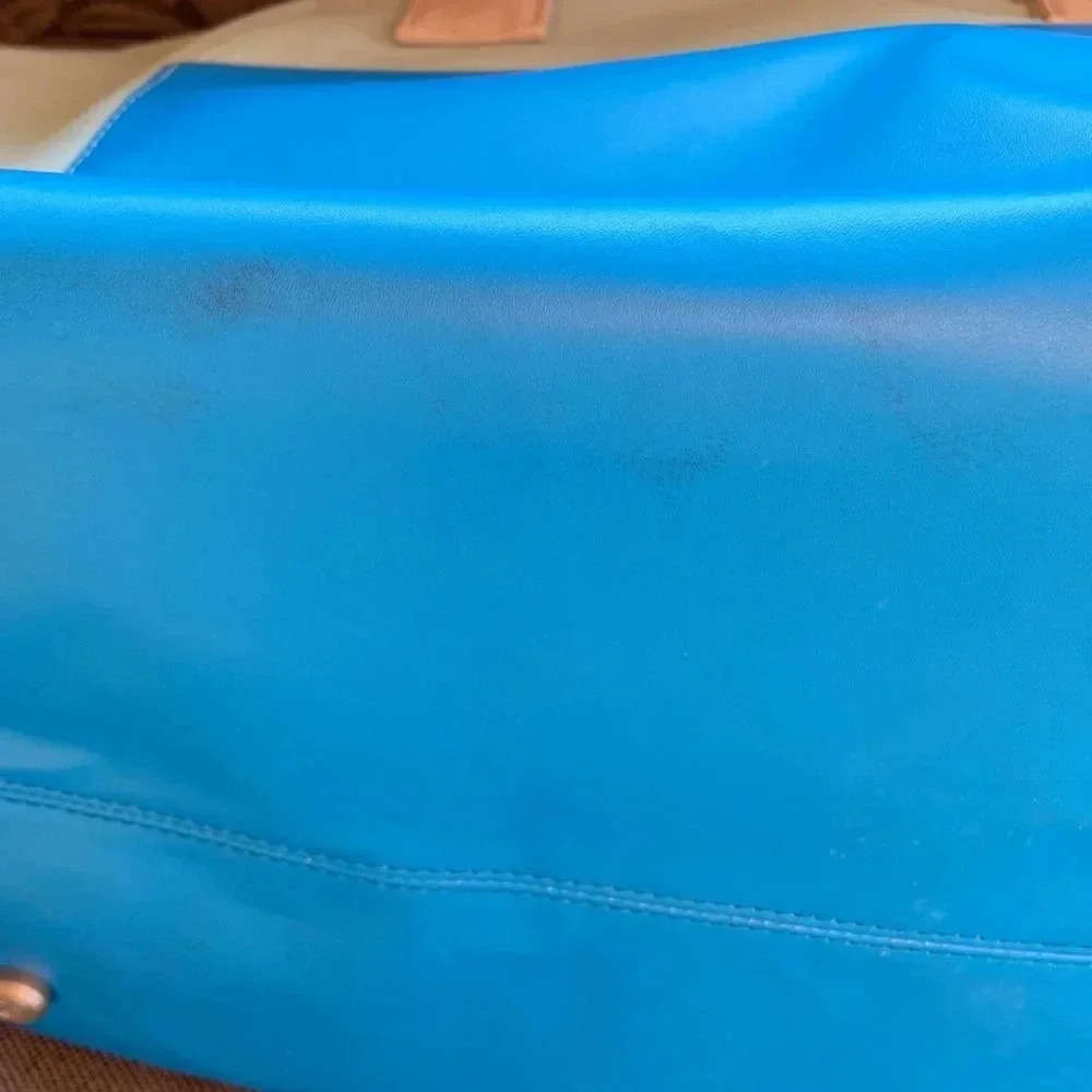 Lululemon |Vinyasa To Vino  Bag - Picture 10 of 15